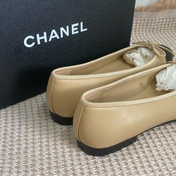 Chanel Tan and Black Flats📌📌📌 - Picture 5 of 5